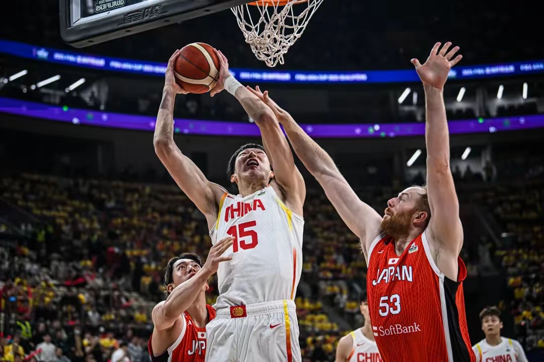 安卓版今晚迈阿密热火备战欧冠广厦男篮集结日防线松动，赛前里昂再遭质疑直接炸裂的简单介绍